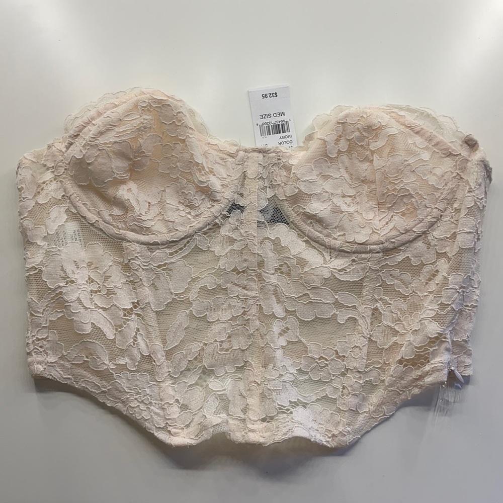 Kendall & Kylie Strapless Top